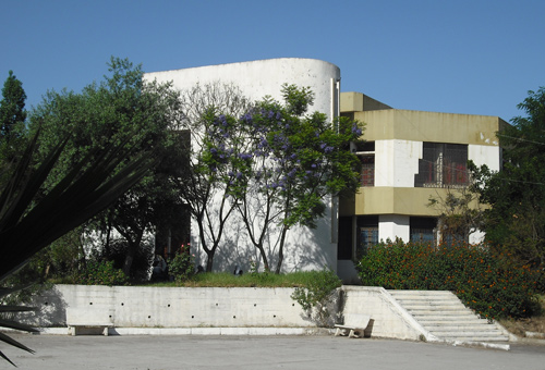Bibliothèque Faculté des Sciences et de la Technologie